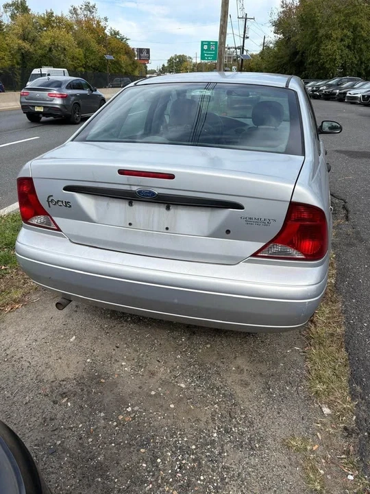 2004 Ford Focus 1st Gen - Image 4 of 20
