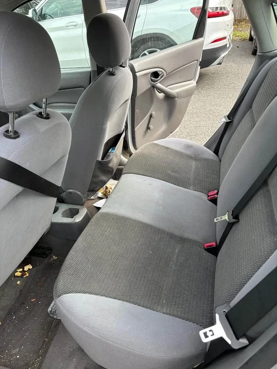 2004 Ford Focus 1st Gen - Image 14 of 20