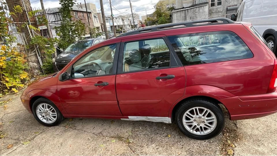 2004 Ford Focus 1st Gen - Image 6 of 6