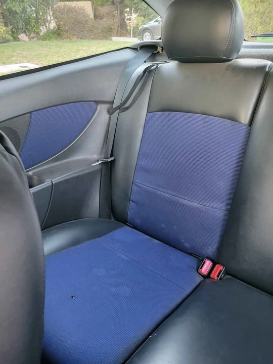 2004 Ford Focus 1st Gen - Image 10 of 12