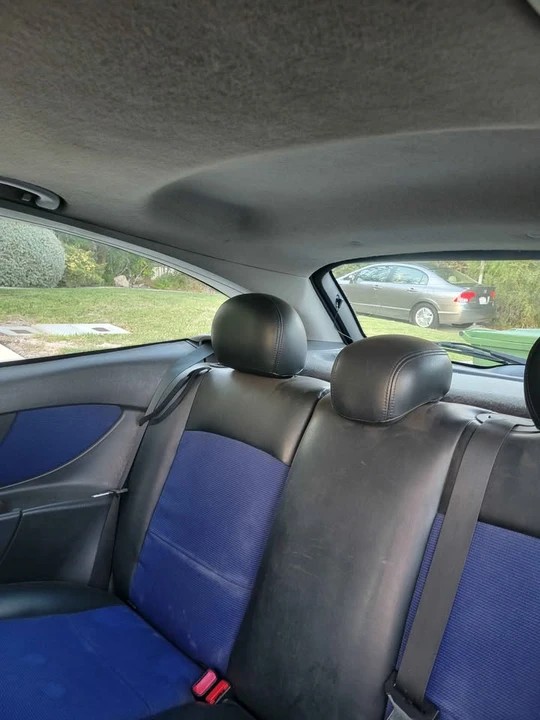 2004 Ford Focus 1st Gen - Image 11 of 12