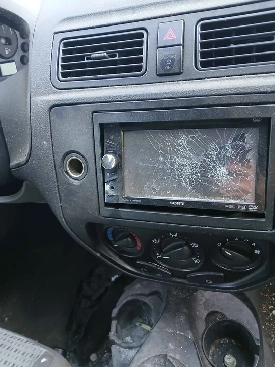 2004 Ford Focus 1st Gen - Image 9 of 9