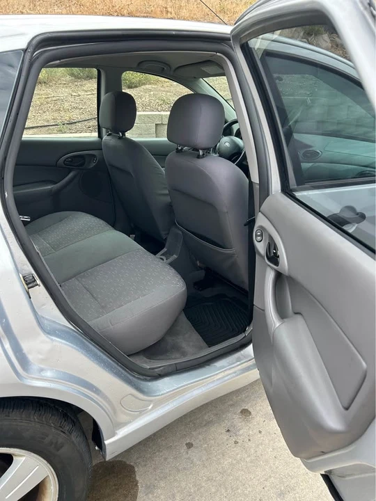 2004 Ford Focus 1st Gen - Image 4 of 9