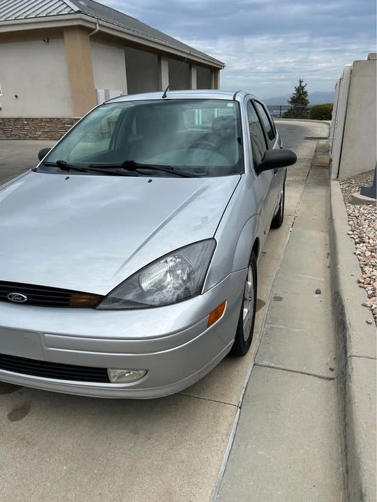 2004 Ford Focus 1st Gen - Image 2 of 9