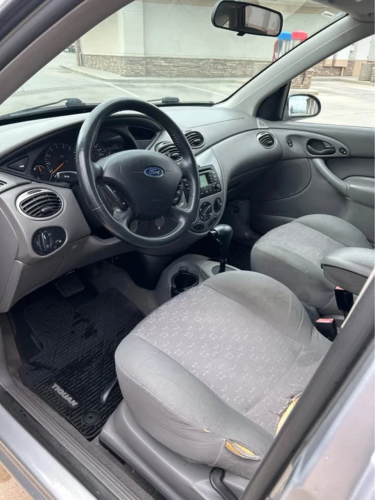 2004 Ford Focus 1st Gen - Image 7 of 9