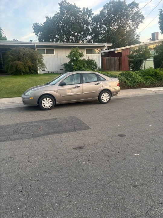 2004 Ford Focus 1st Gen - Image 2 of 6