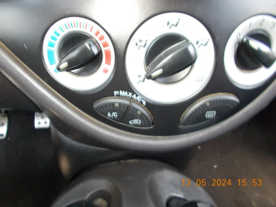 2004 Ford Focus RS 1st Gen - Image 15 of 20