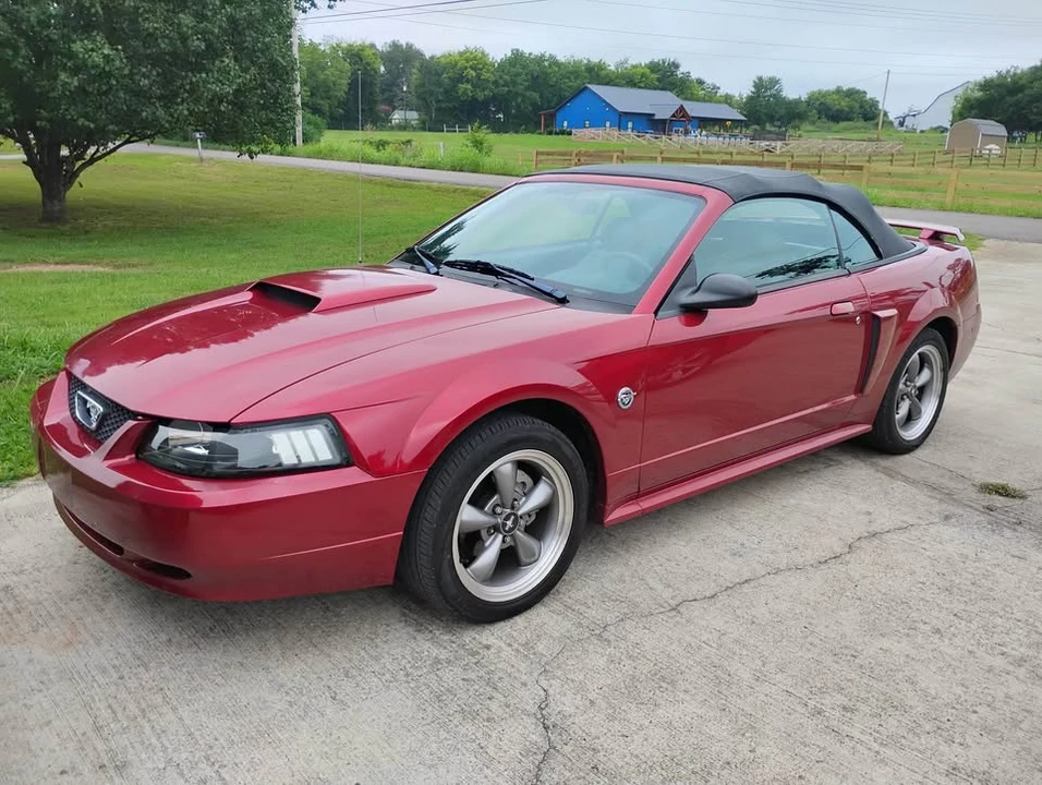 2004 Ford GT 1st Gen - Image 10 of 12