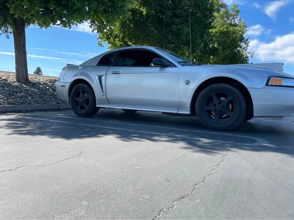 2004 Ford SN95 Mustang - Image 7 of 8