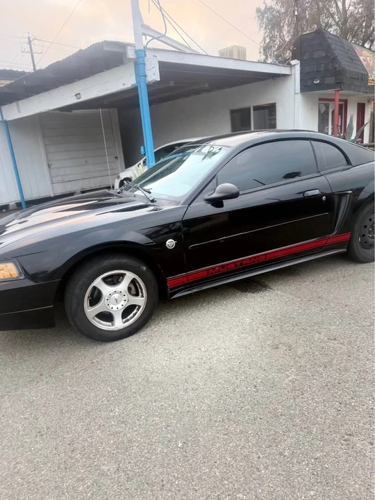 2004 Ford SN95 Mustang - Image 5 of 8
