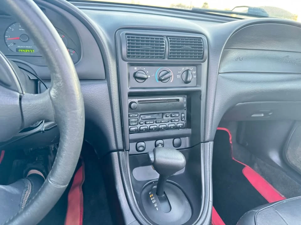2004 Ford SN95 Mustang - Image 11 of 16