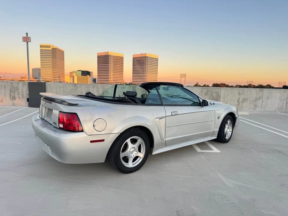 2004 Ford SN95 Mustang - Image 7 of 16