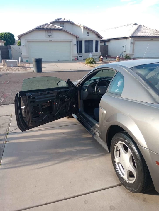 2004 Ford SN95 Mustang - Image 5 of 9