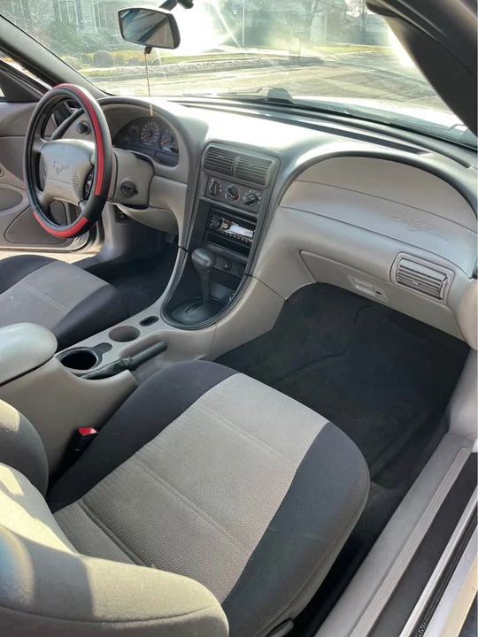 2004 Ford SN95 Mustang - Image 15 of 18