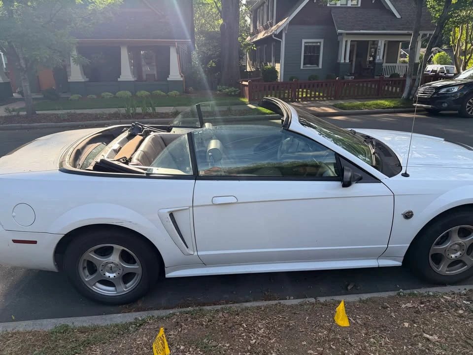 2004 Ford SN95 Mustang - Image 2 of 11