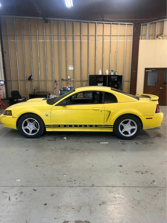 2004 Ford SN95 Mustang - Image 2 of 12