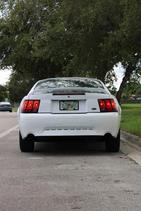 2004 Ford SN95 Mustang - Image 2 of 7