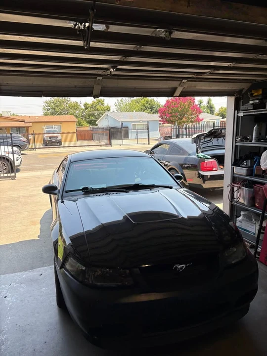 2004 Ford SN95 Mustang - Image 2 of 3