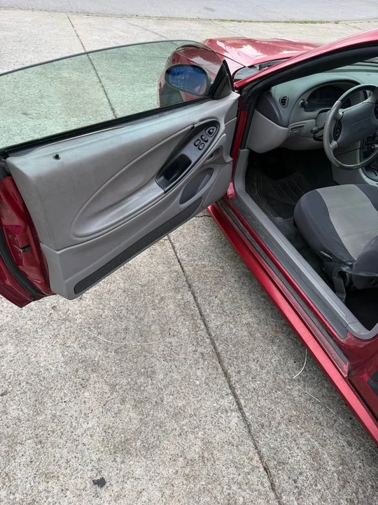 2004 Ford SN95 Mustang - Image 12 of 20