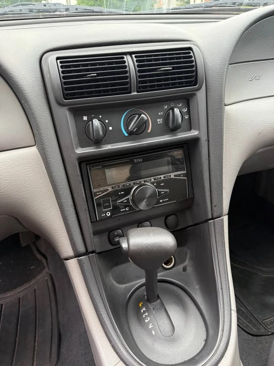 2004 Ford SN95 Mustang - Image 8 of 20