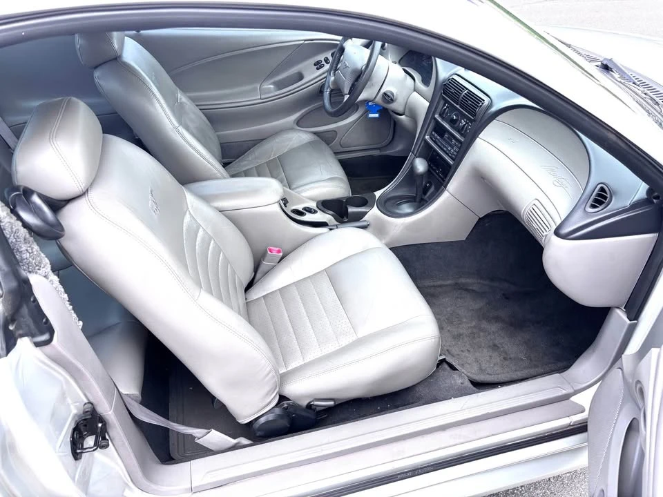 2004 Ford SN95 Mustang - Image 9 of 10