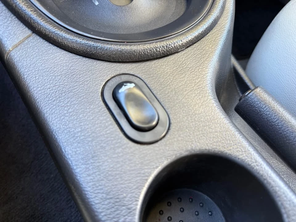 2004 Ford SN95 Mustang - Image 14 of 15