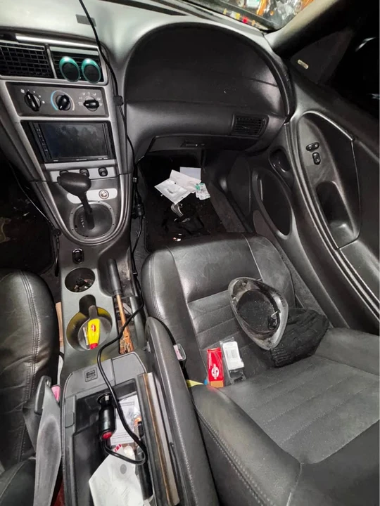 2004 Ford SN95 Mustang - Image 13 of 18