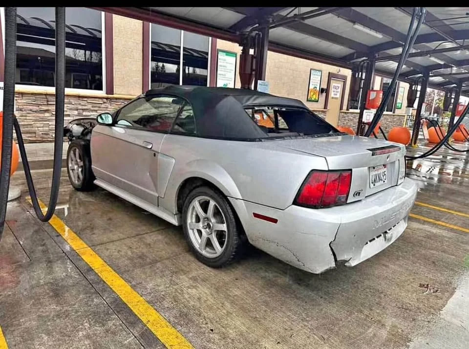 2004 Ford SN95 Mustang - Image 4 of 4