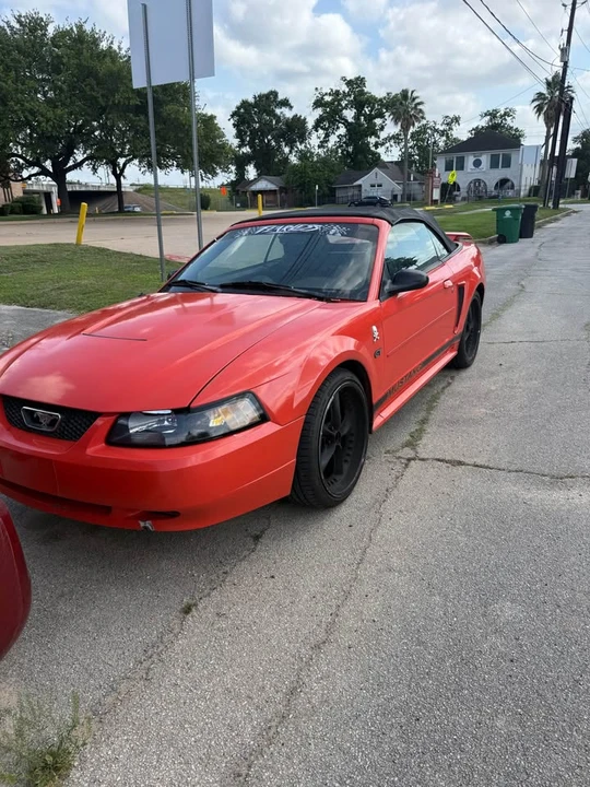 2004 Ford SN95 Mustang - Image 2 of 3