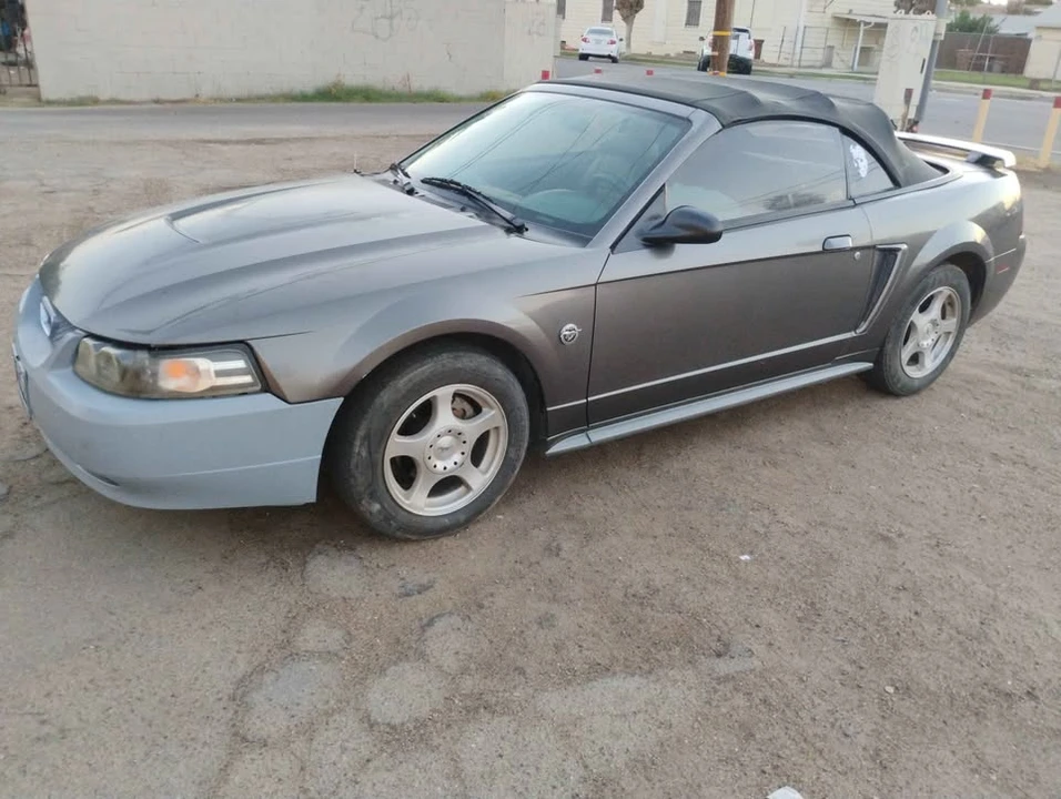 2004 Ford SN95 Mustang - Image 9 of 9