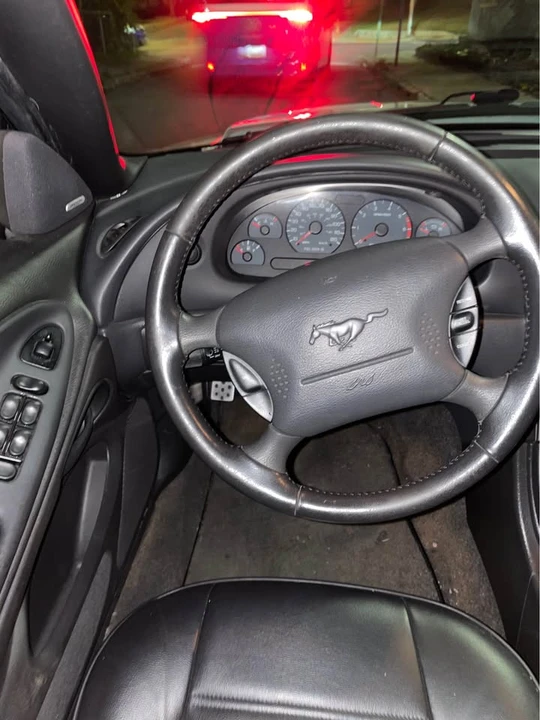 2004 Ford SN95 Mustang - Image 11 of 15