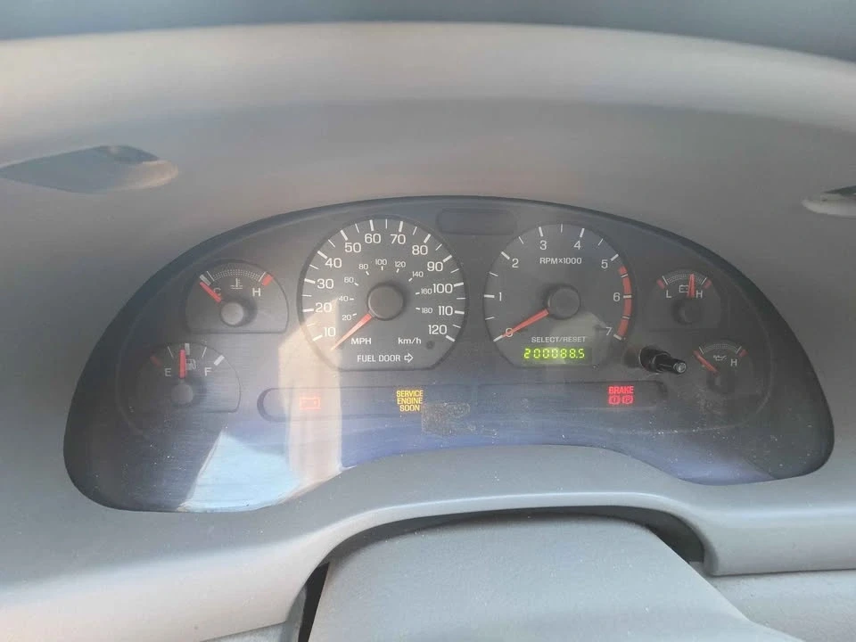 2004 Ford SN95 Mustang - Image 9 of 9