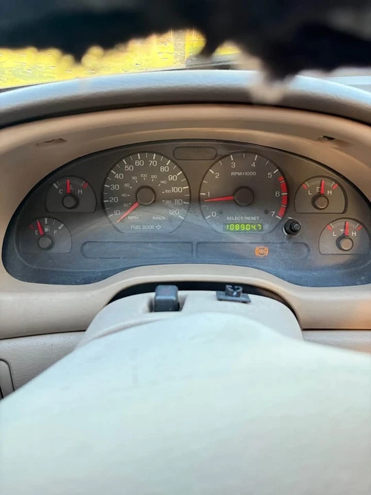 2004 Ford SN95 Mustang - Image 2 of 9