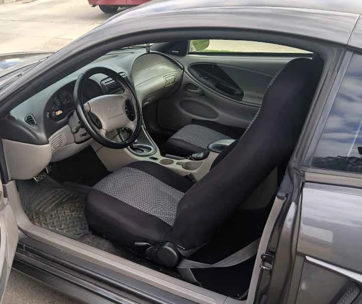2004 Ford SN95 Mustang - Image 2 of 2