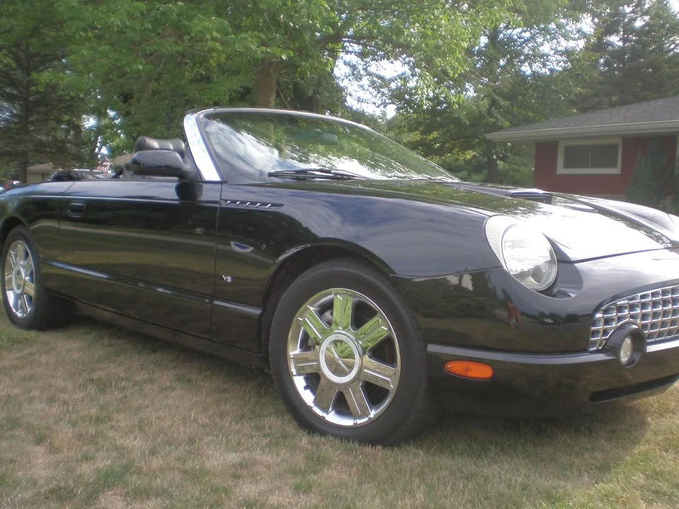 2004 Ford Thunderbird 11th Gen - Image 3 of 12