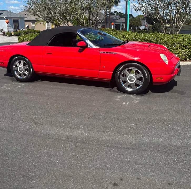 2004 Ford Thunderbird 11th Gen - Image 2 of 14