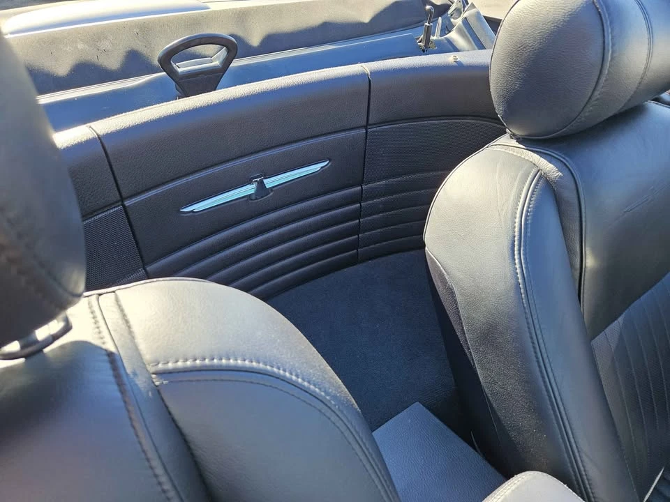 2004 Ford Thunderbird 11th Gen - Image 14 of 17