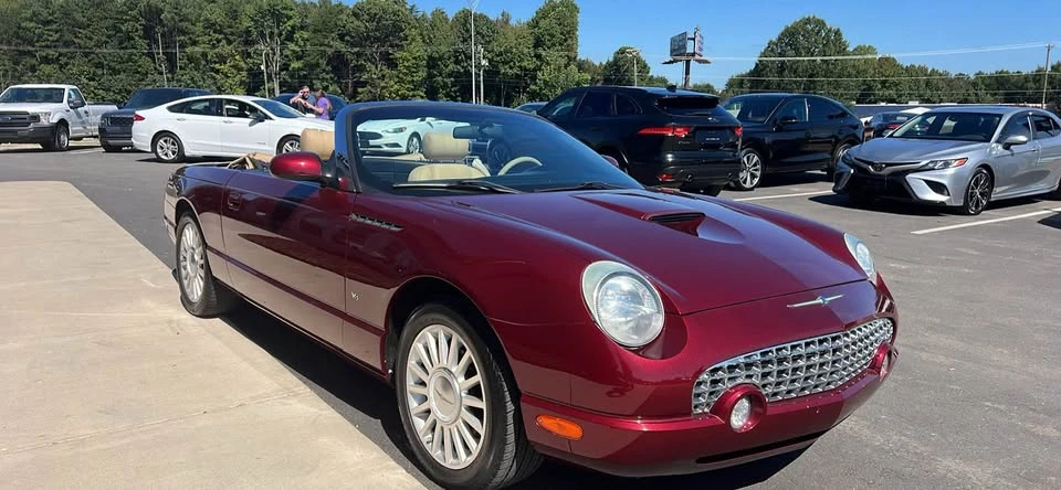 2004 Ford Thunderbird 11th Gen - Image 9 of 20