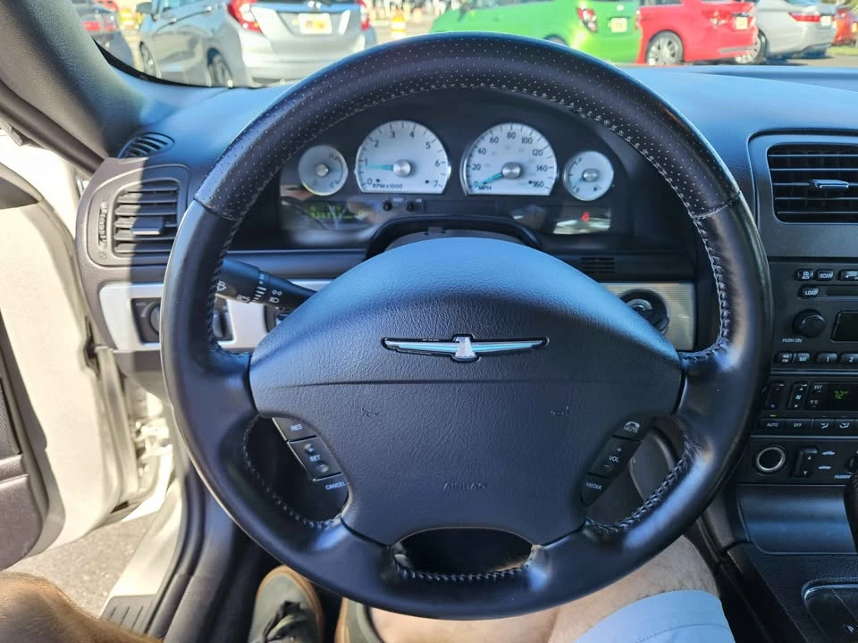 2004 Ford Thunderbird 11th Gen - Image 10 of 17