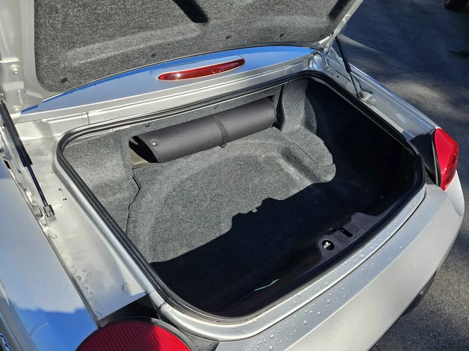 2004 Ford Thunderbird 11th Gen - Image 17 of 17