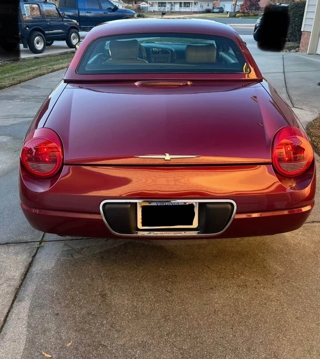 2004 Ford Thunderbird 11th Gen - Image 2 of 4