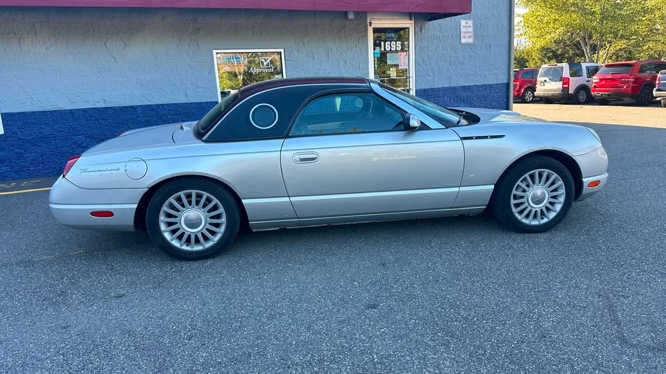 2004 Ford Thunderbird 11th Gen - Image 7 of 19