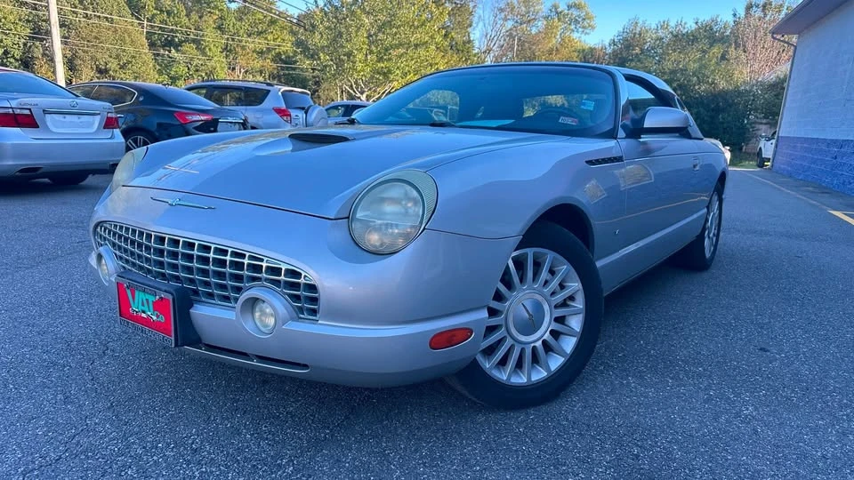 2004 Ford Thunderbird 11th Gen - Image 2 of 19