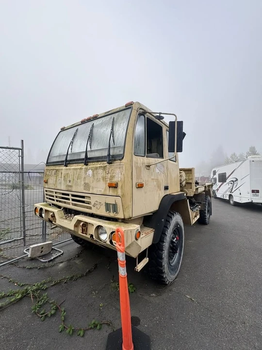 2004 Freightliner - Image 7 of 10