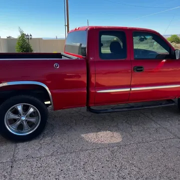 2004 GMC 1500 Club Coupe Classic Short Bed