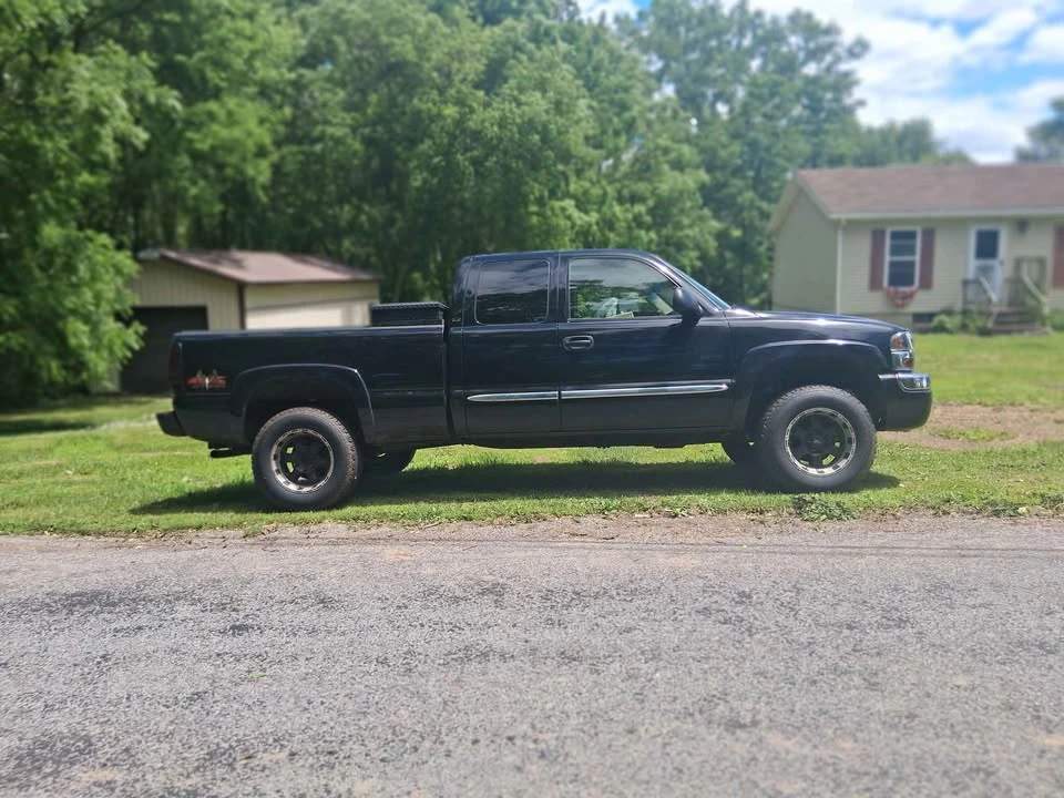 2004 GMC Sierra 2nd Gen - Image 12 of 15