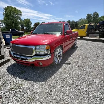 2004 GMC Sierra 1500 Regular Cab Short Bed