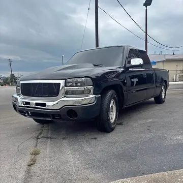 2004 GMC Sierra 1500 Regular Cab Short Bed