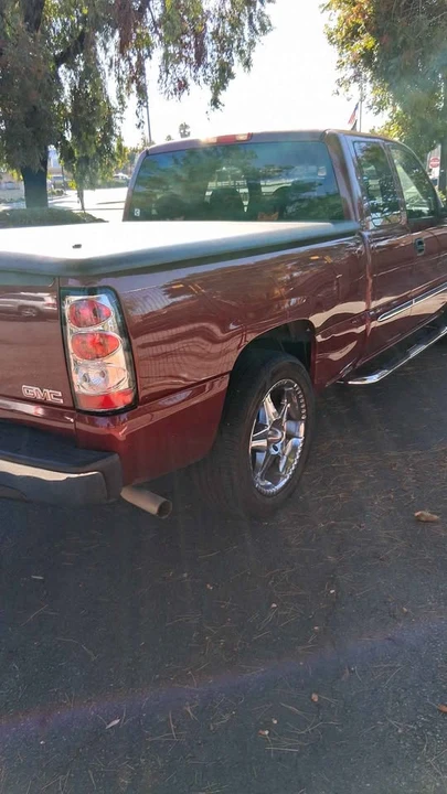 2004 GMC Sierra 1st Gen - Image 4 of 7