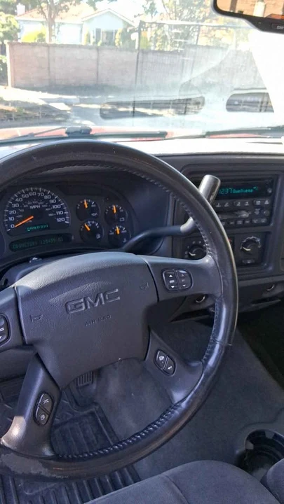 2004 GMC Sierra 1st Gen - Image 5 of 7